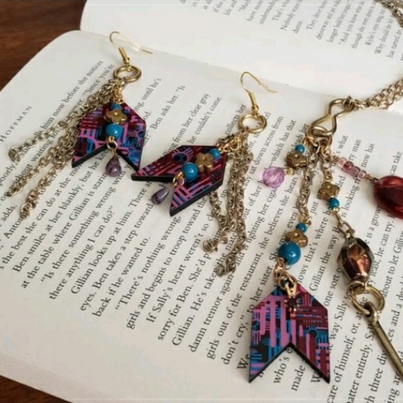 Zia Cross Chevron Earrings - Picture 2 of 6